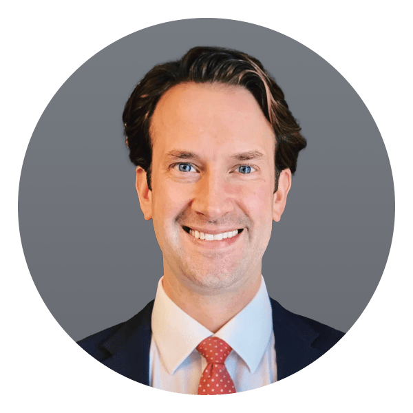 Employee Testimonial - Alex Headshot of Alex MacLachlan in a grey circle